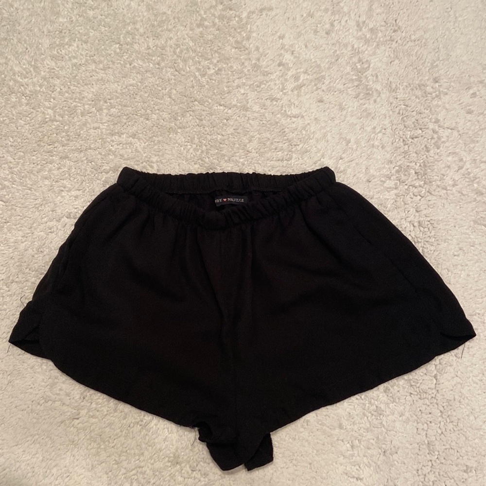 GREAT CONDITION BRANDY MELVILLE Sporty shorts